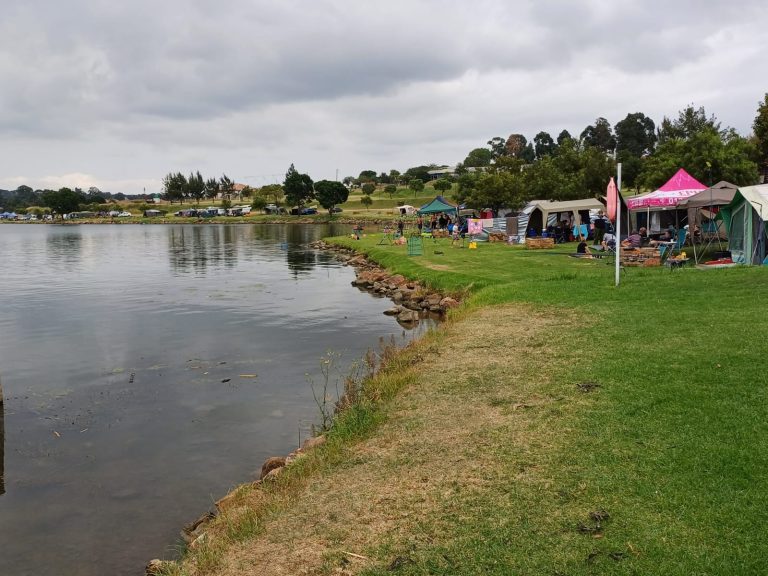 Visvang Verblyf in Witbank Maanlig Oord Witbank 768x576